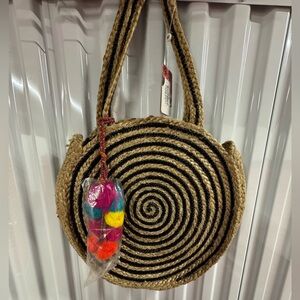 NWT AMERICA & BEYOND round woven summer jute bag